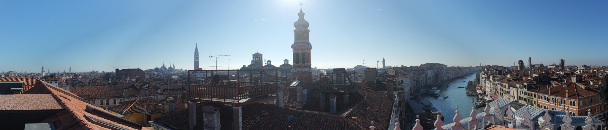 Samsung NX 16-50mm F3.5-5.6 Power Zoom ED OIS sample photo. Roof view of venezia photography