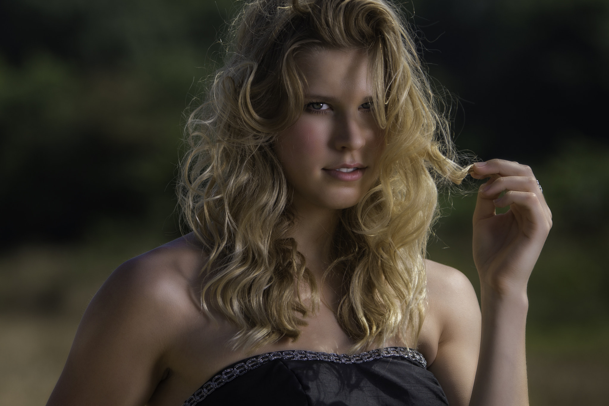 Sigma 70-200mm F2.8 EX DG OS HSM sample photo. Lisa riley almondsbury retouch photography