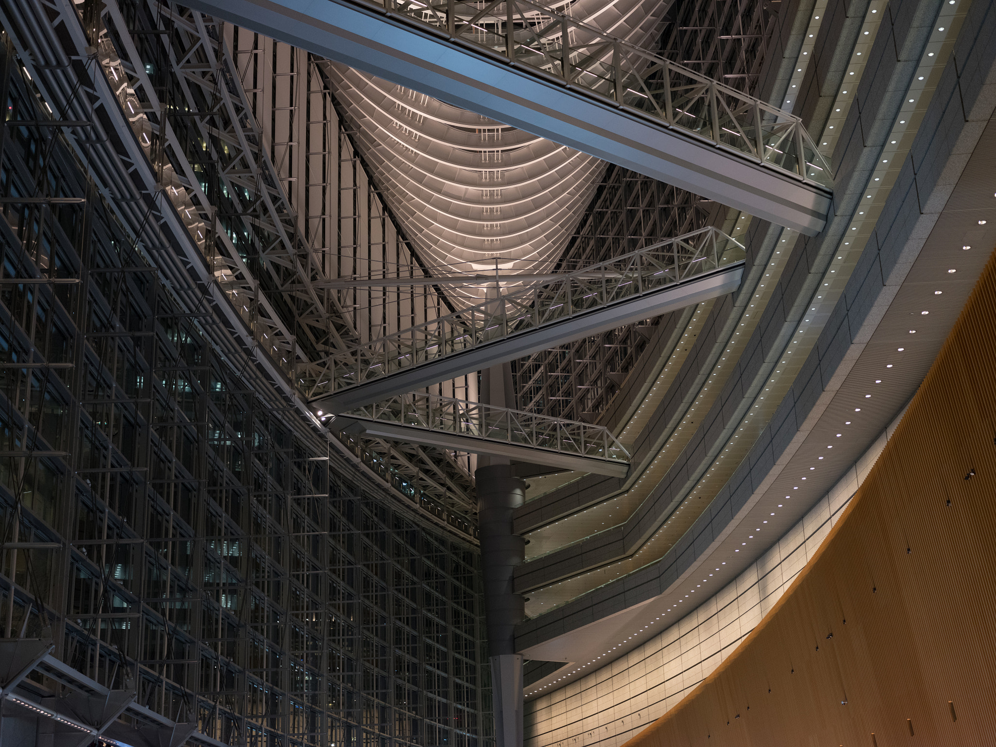 Fujifilm GFX 50S + Fujifilm GF 63mm F2.8 R WR sample photo. Tokyo international forum photography