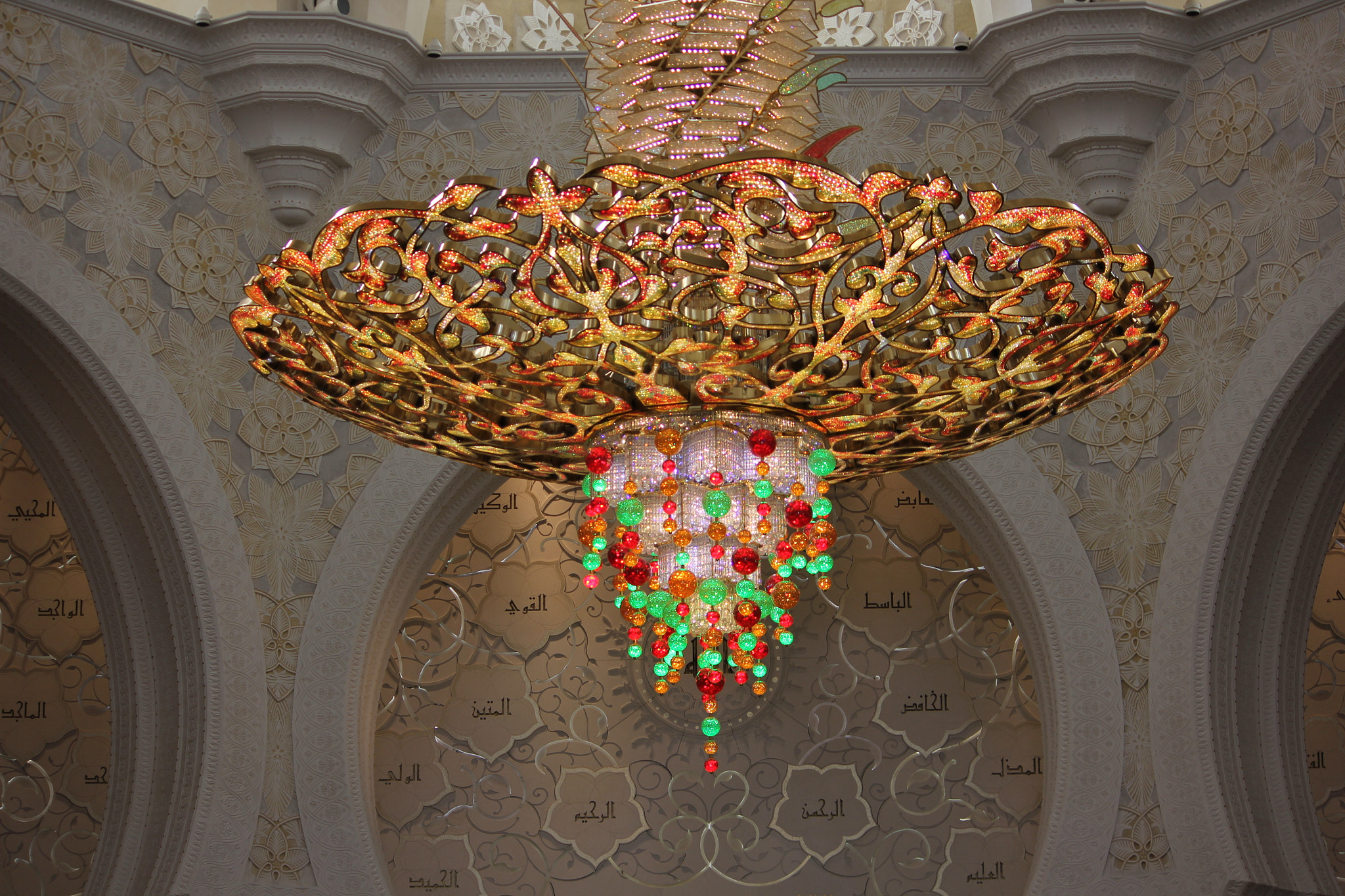 Canon EF-S 55-250mm F4-5.6 IS II sample photo. Chandelier photography