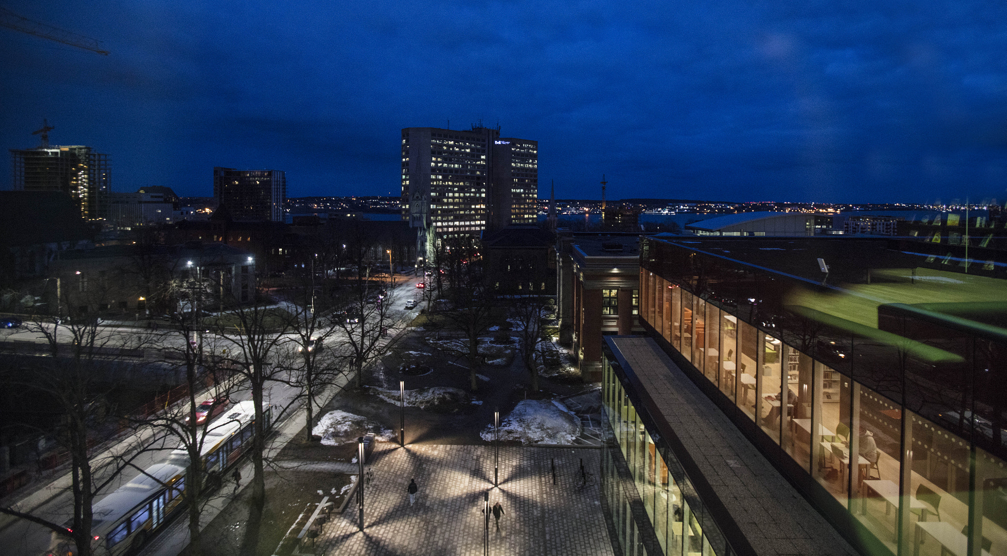 Canon EF 16-35mm F2.8L II USM sample photo. City night photography