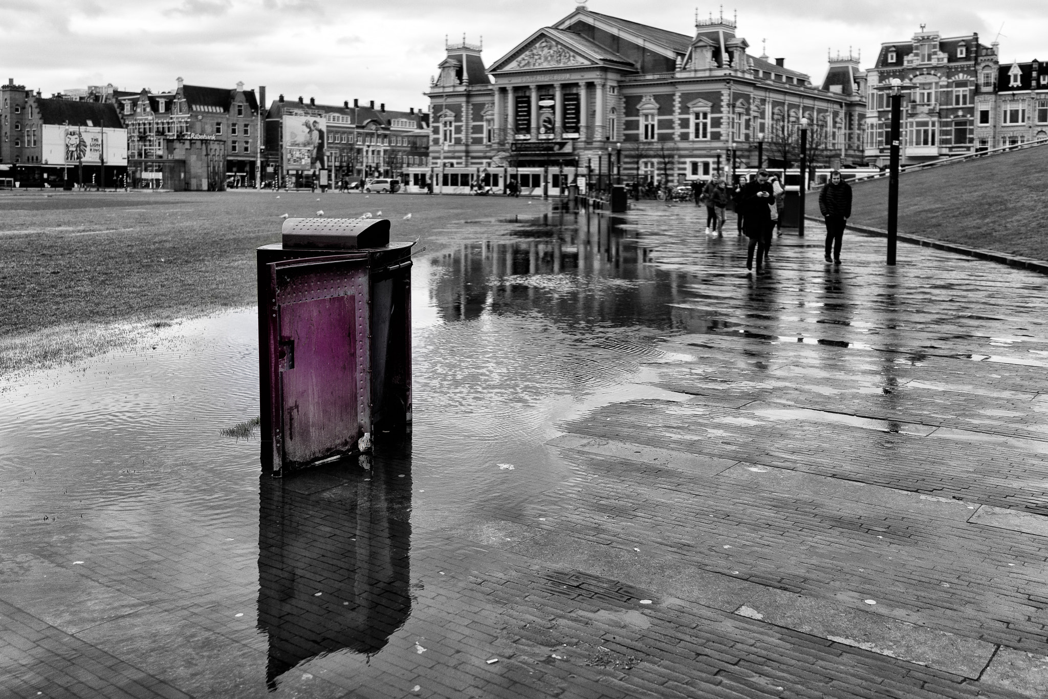 Sony Cyber-shot DSC-RX1 + 35mm F2.0 sample photo. Rainy day in amsterdam photography