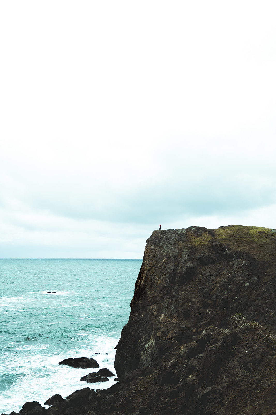 Sony a7 II + Sony FE 24-70mm F2.8 GM sample photo. Adriana on top of cliff photography