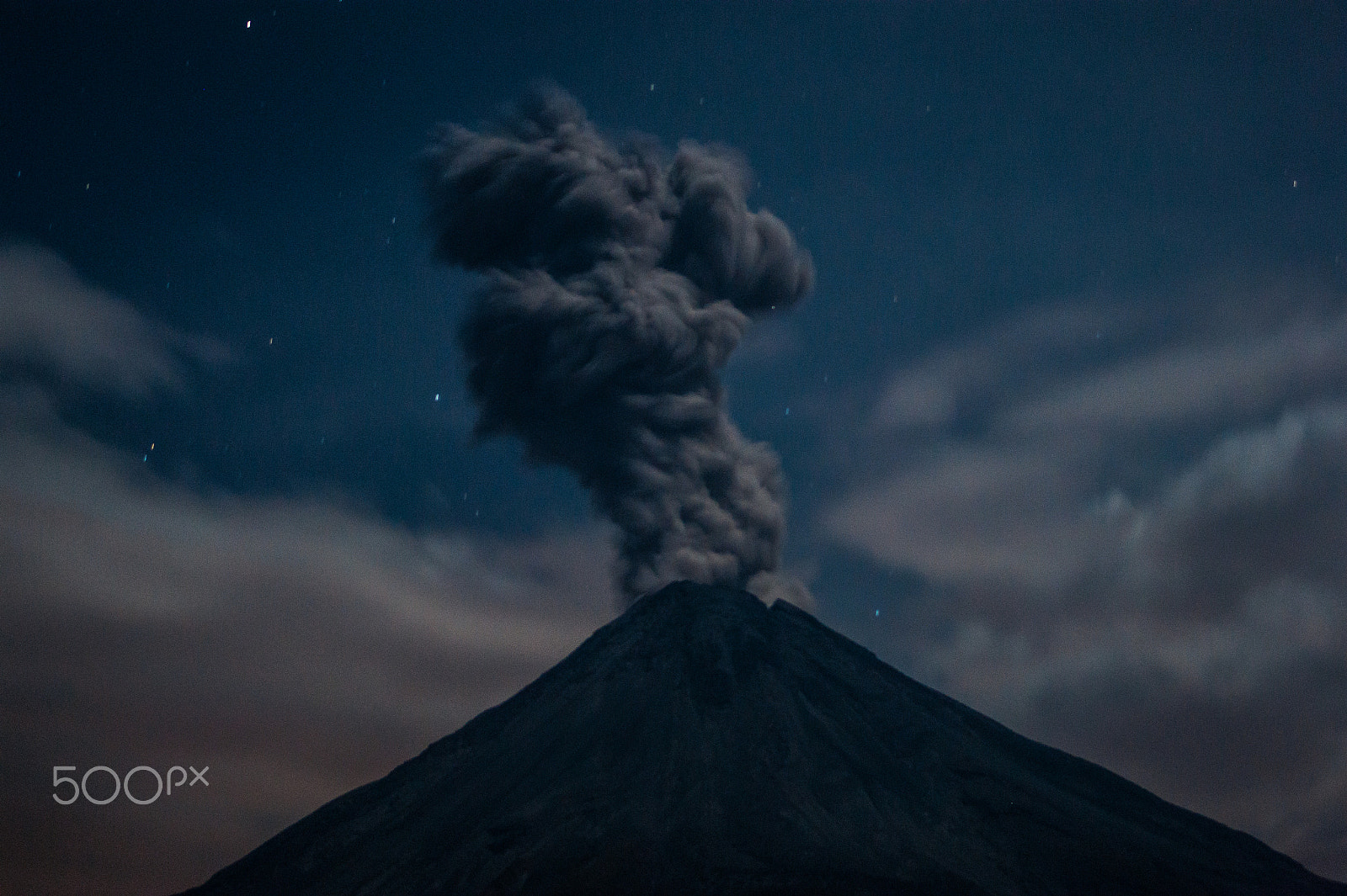Sony 75-300mm F4.5-5.6 sample photo. Volcano explotion at night photography
