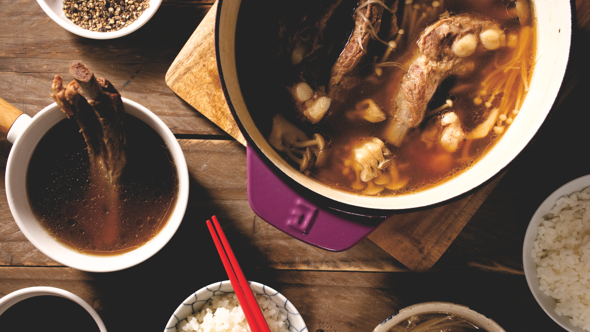 Sony FE 28-70mm F3.5-5.6 OSS sample photo. Bak kut teh (chinese herbal soup) photography