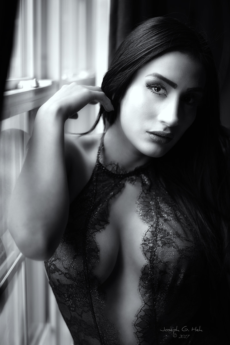 Nikon D800E + Nikon AF-S Nikkor 50mm F1.8G sample photo. "cath by window light" photography