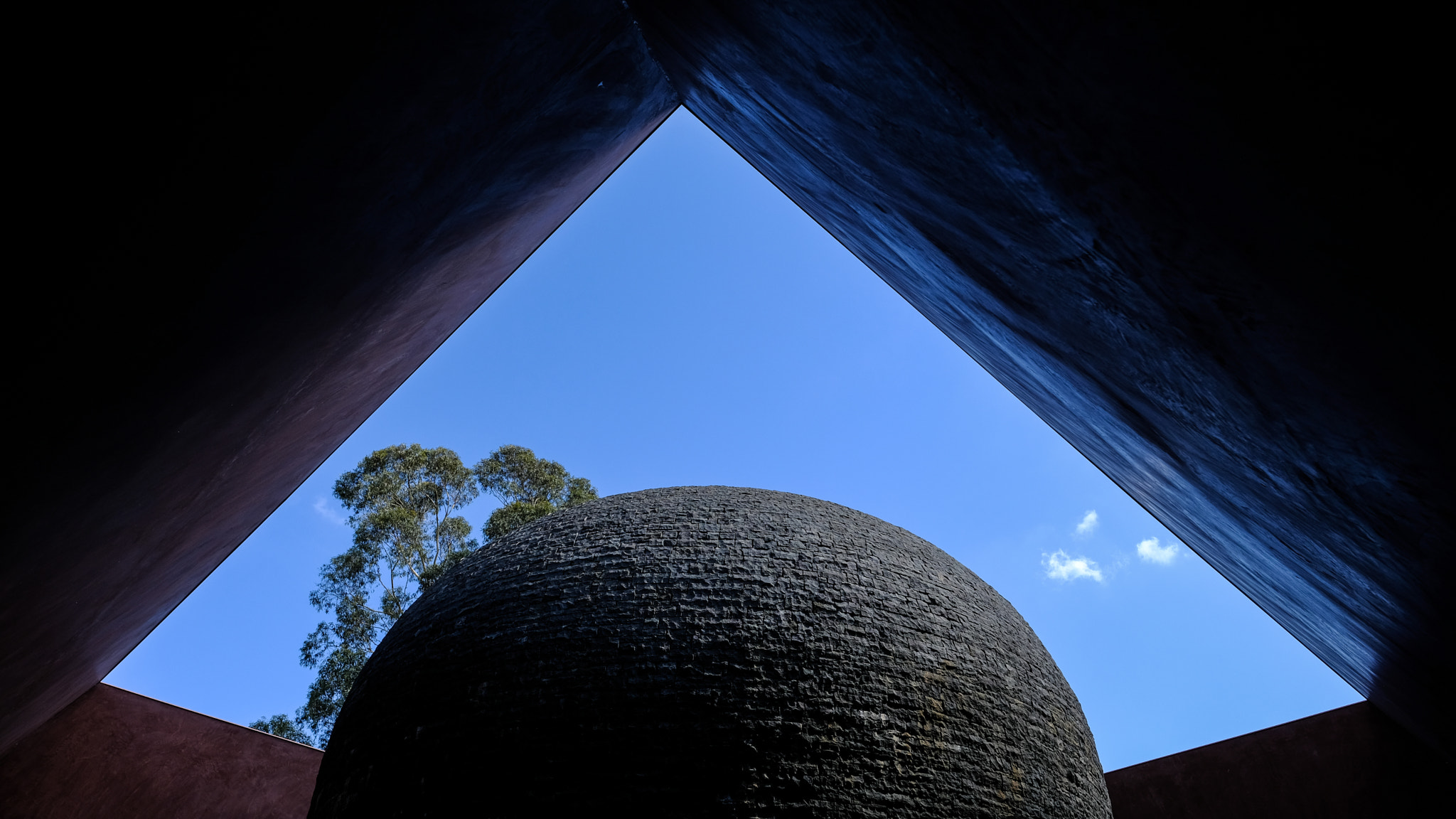 Fujifilm XF 14mm F2.8 R sample photo. Skyspace photography