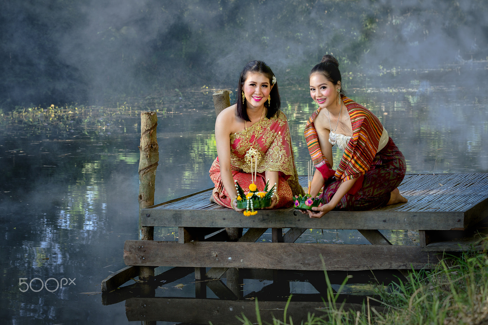 Canon EF 70-200mm F2.8L IS II USM sample photo. Loy krathong photography