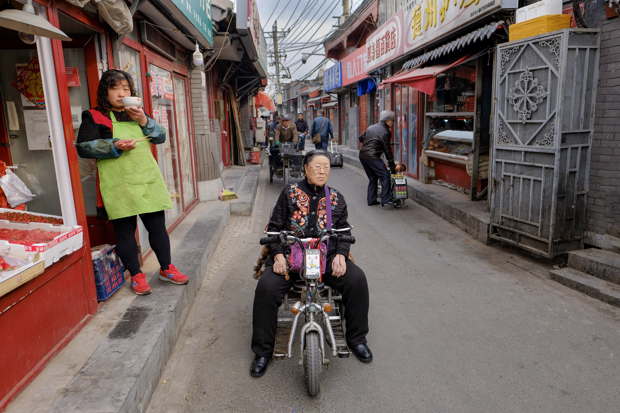 Fujifilm XF 16mm F1.4 R WR sample photo. On the ready! photography