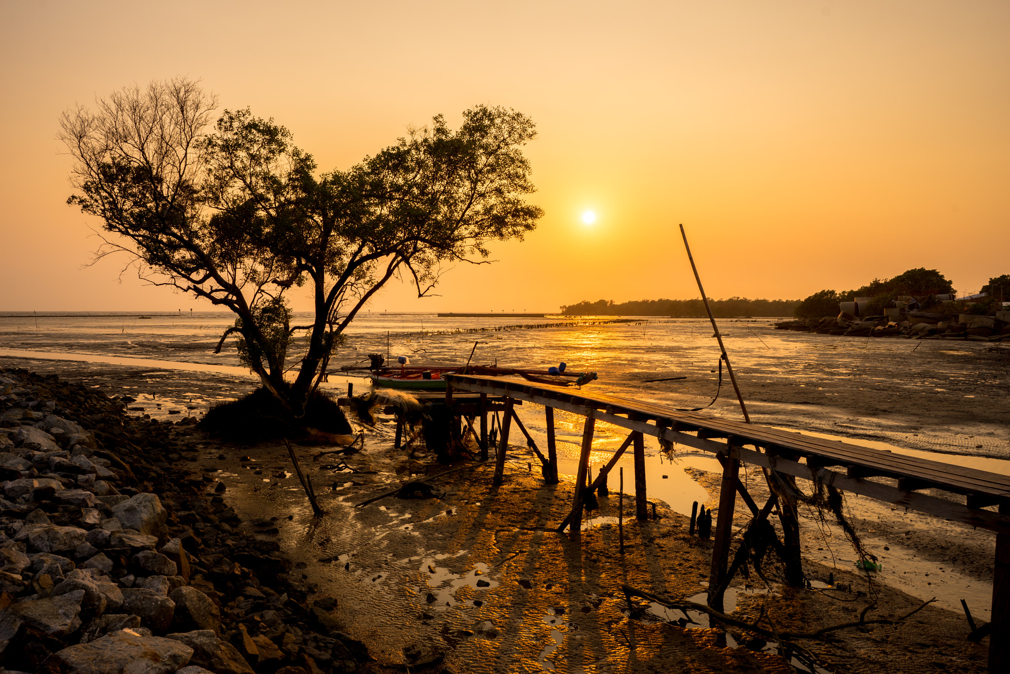 Sony a7R sample photo. Fisherman beach in the evening photography