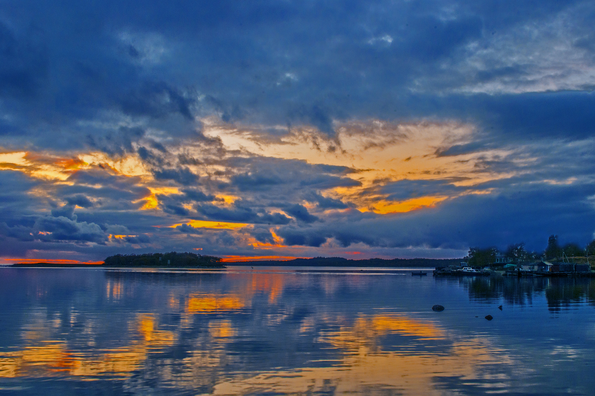 Nikon D300 + Nikon AF-S Nikkor 28-70mm F2.8 ED-IF sample photo. Russia. solovki photography