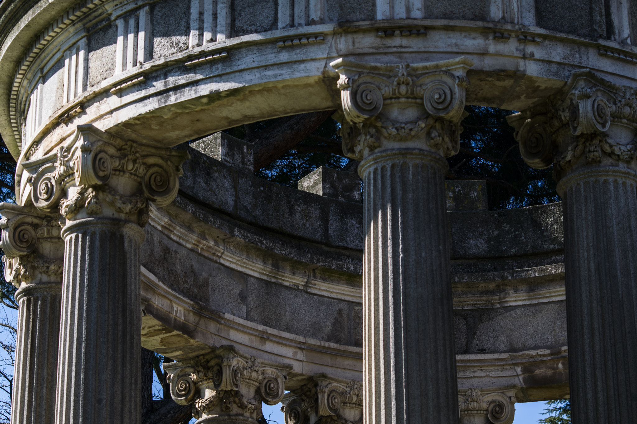 Sigma 70-300mm F4-5.6 APO DG Macro sample photo. Greek madrid photography