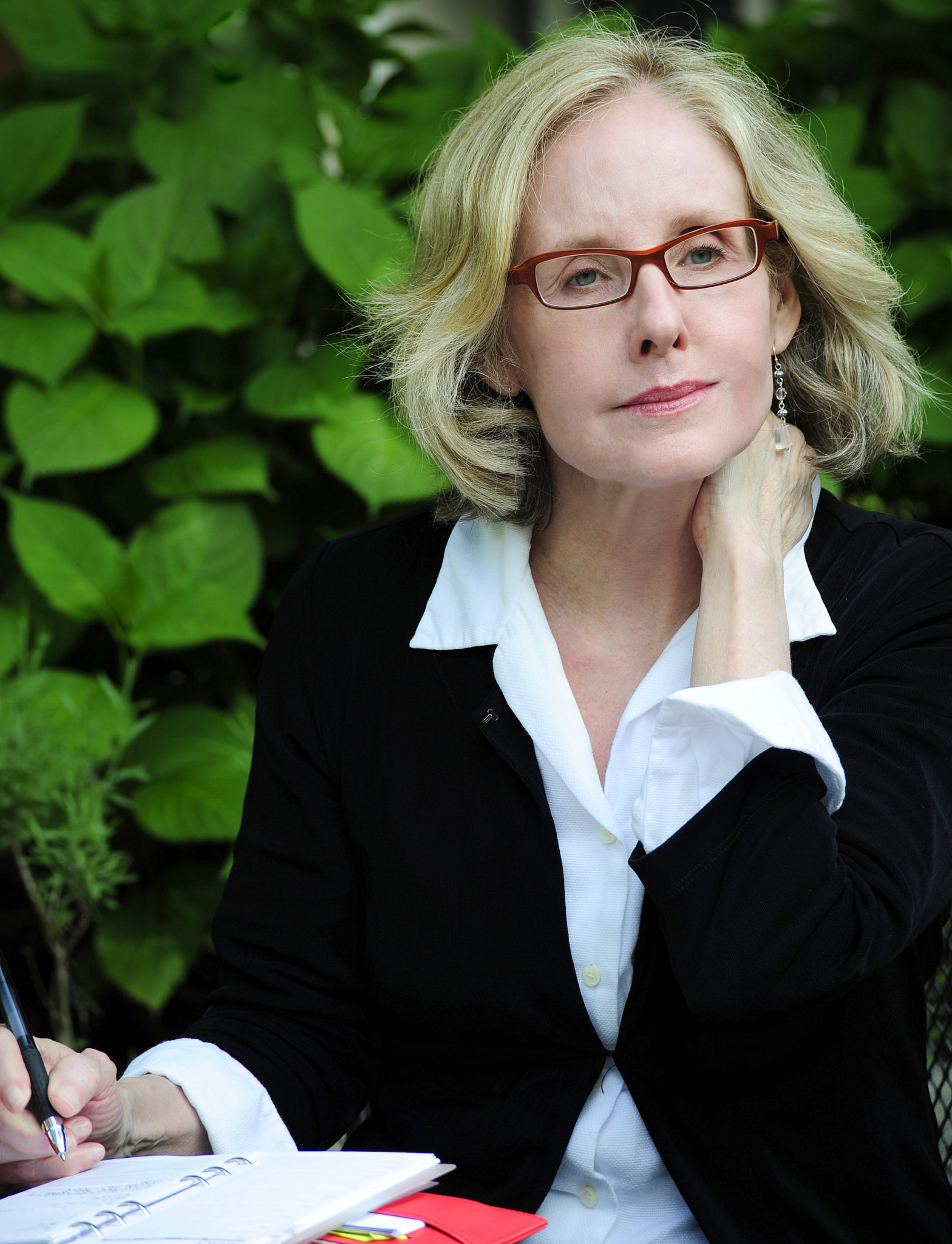 Nikon D3 sample photo. Businesswoman. photography