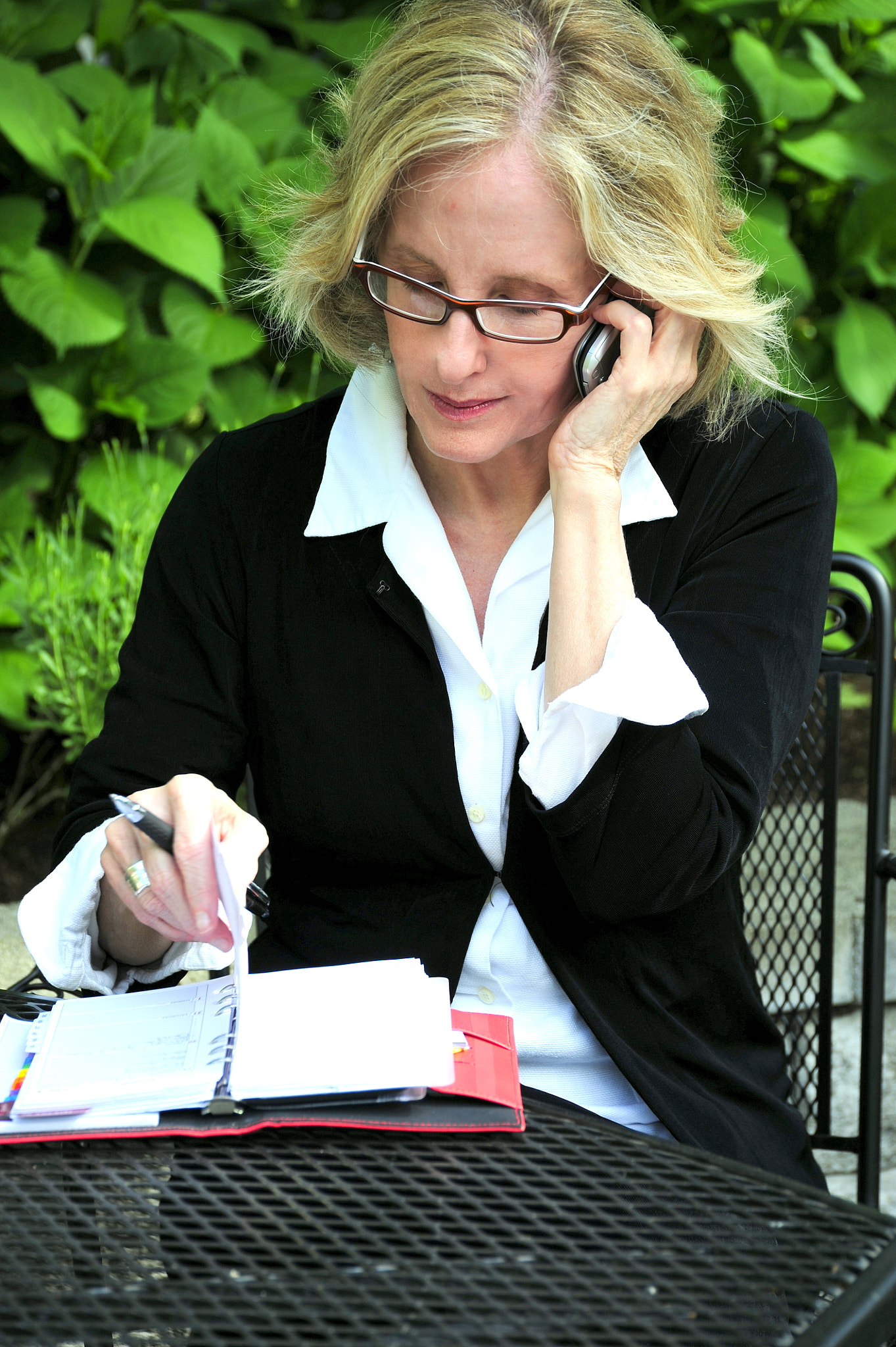 Nikon D3 sample photo. Businesswoman. photography