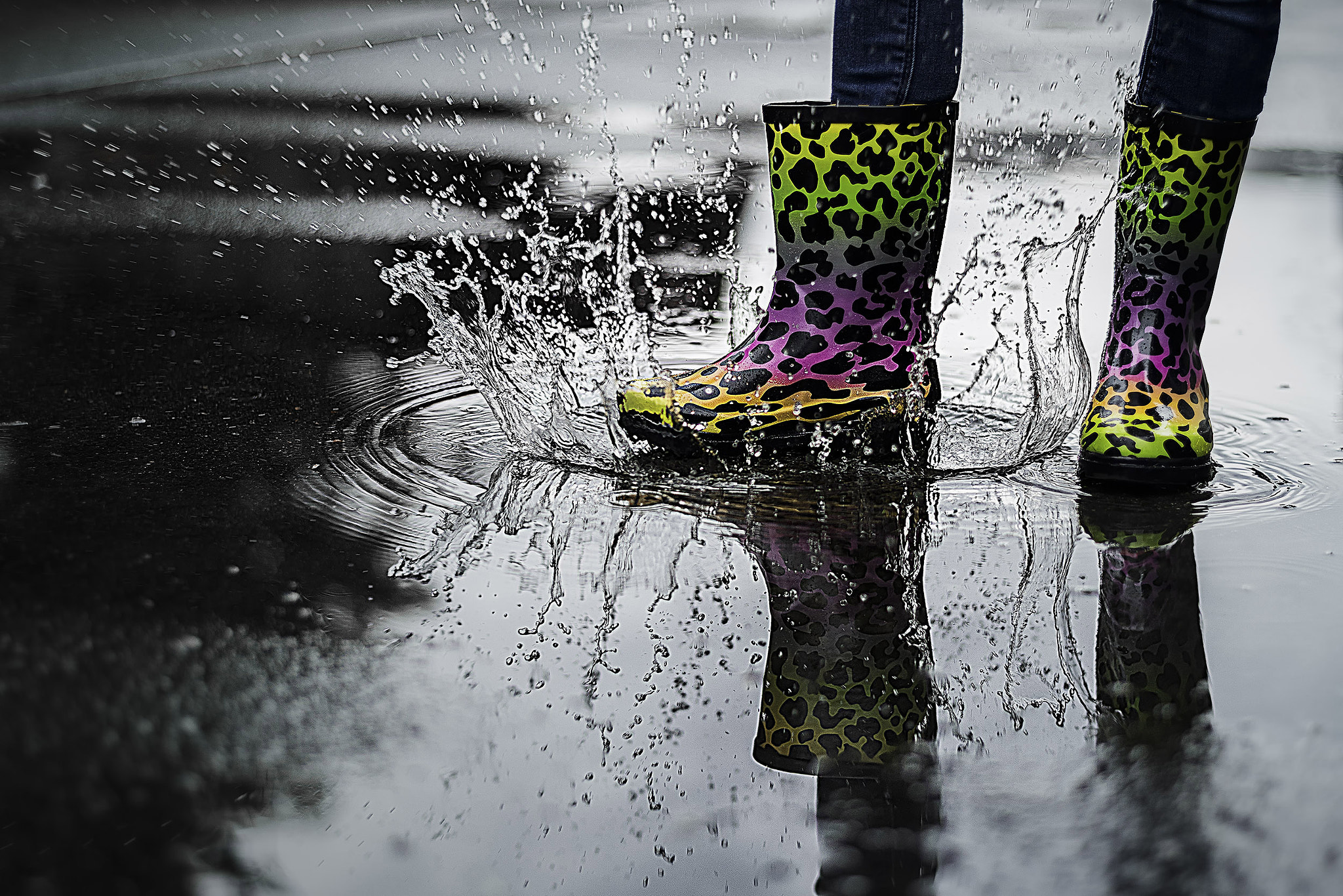Nikon D600 + Nikon AF-S Nikkor 50mm F1.8G sample photo. Rain photography