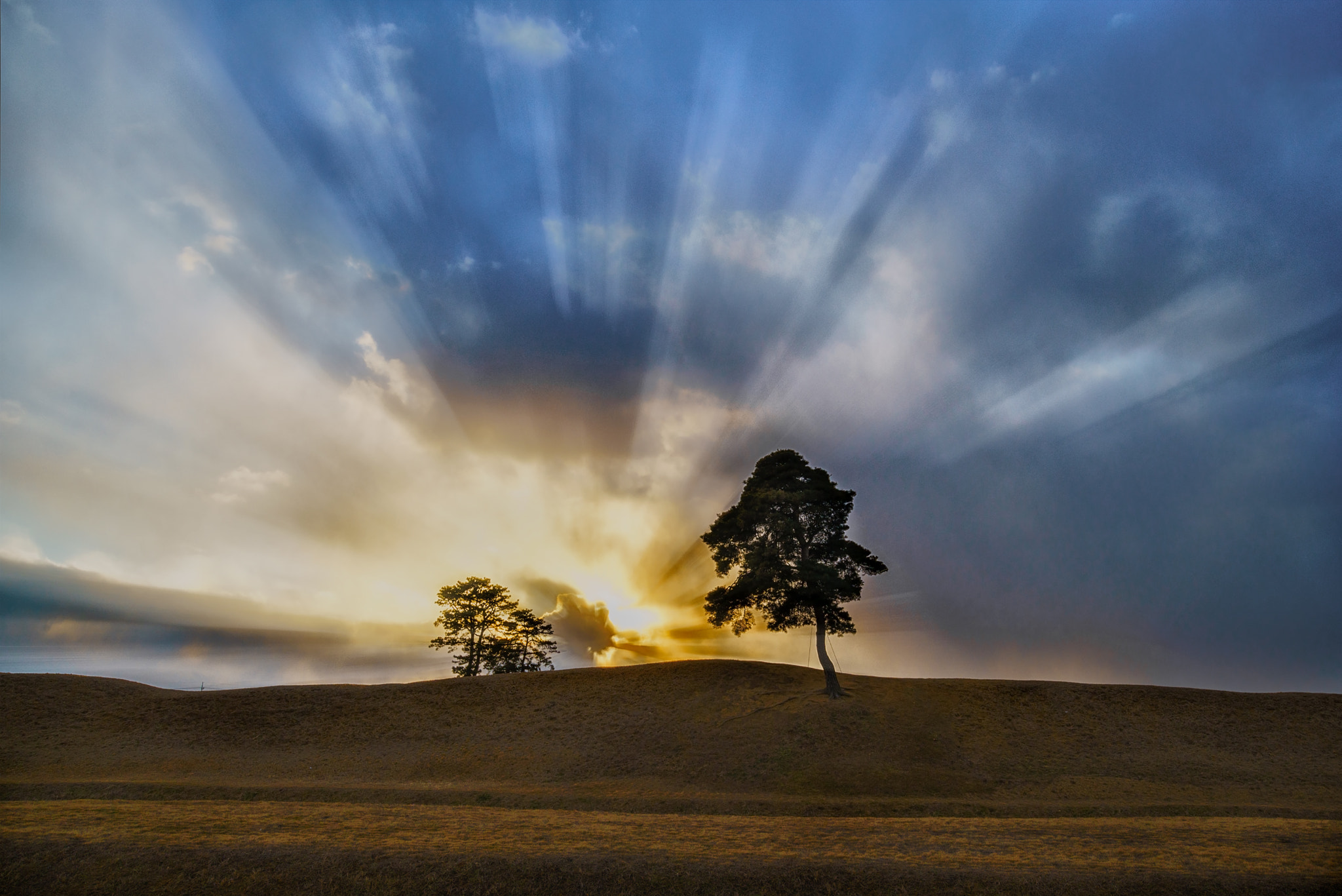 Sony a7R II + Canon EF 11-24mm F4L USM sample photo. Hdr 복사 photography