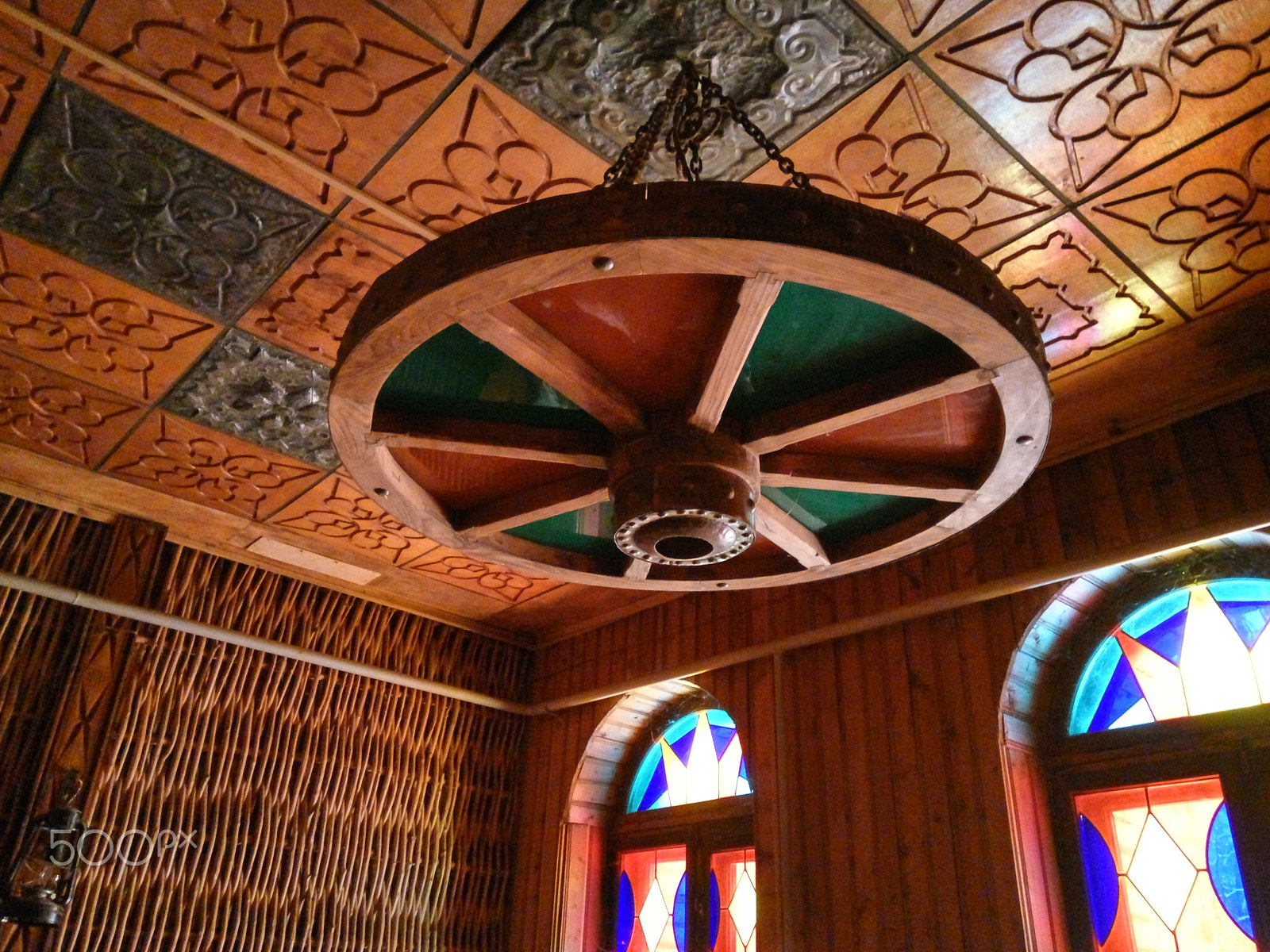 Xiaomi HM Note 2 sample photo. Stylized wooden chandelier photography