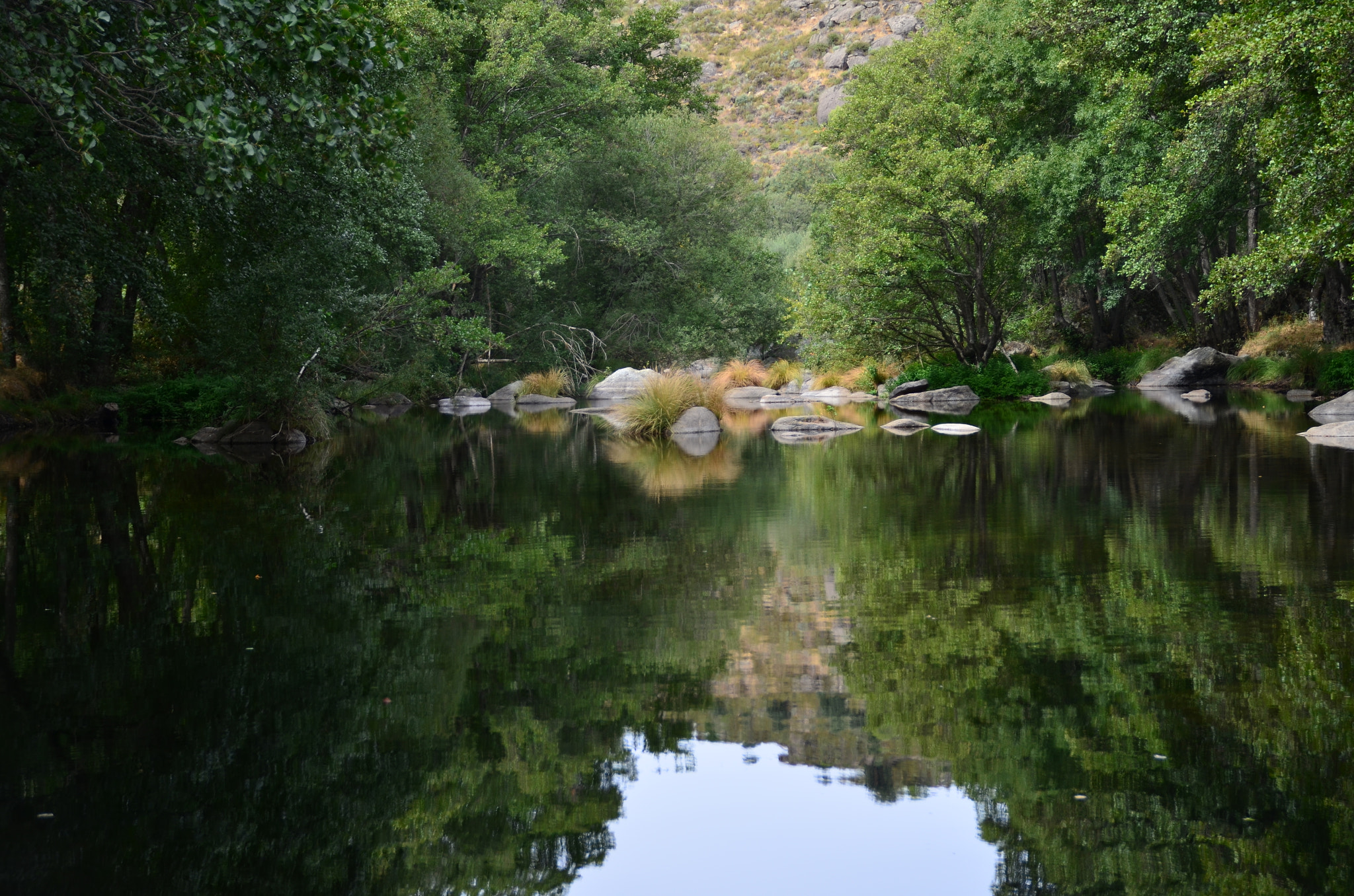 Nikon D5100 + Sigma 18-200mm F3.5-6.3 II DC OS HSM sample photo. River reflection photography