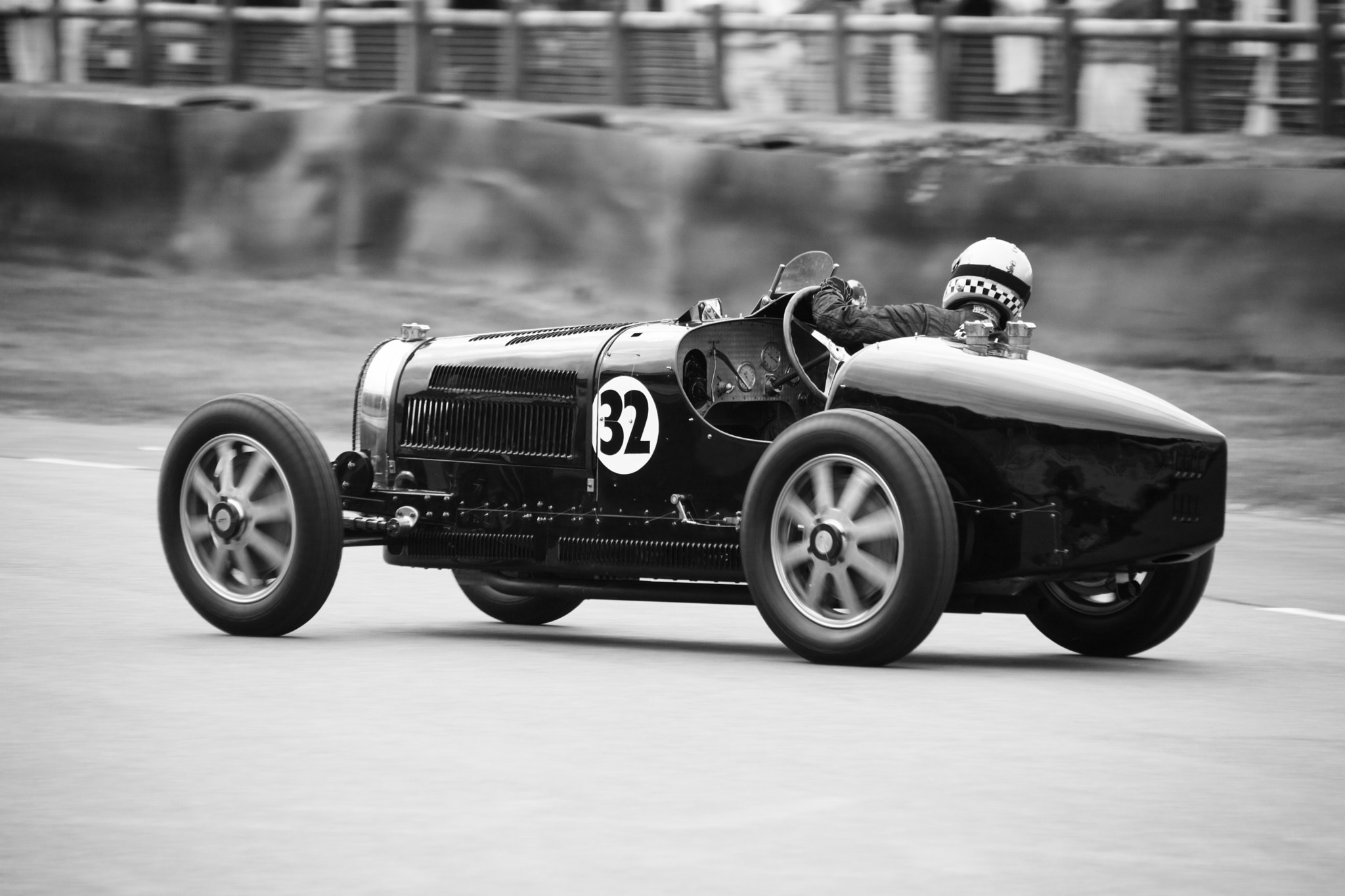 Sigma 150-500mm F5-6.3 DG OS HSM sample photo. Bugatti type 51 photography
