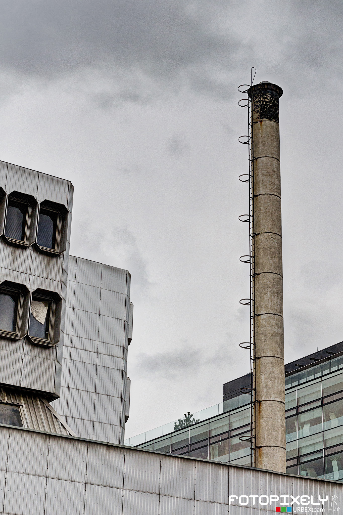 Nikon D5100 + Sigma 24-70mm F2.8 EX DG HSM sample photo. Telefonní ústředna / telephone exchange photography