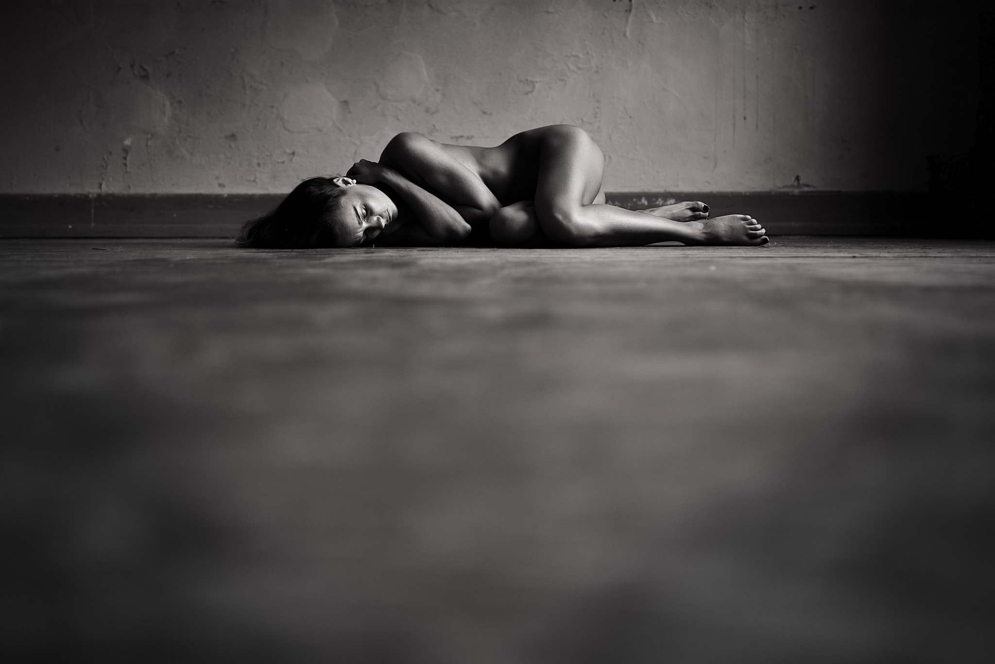 Nikon D800 + Sigma 35mm F1.4 DG HSM Art sample photo. #on the floor photography