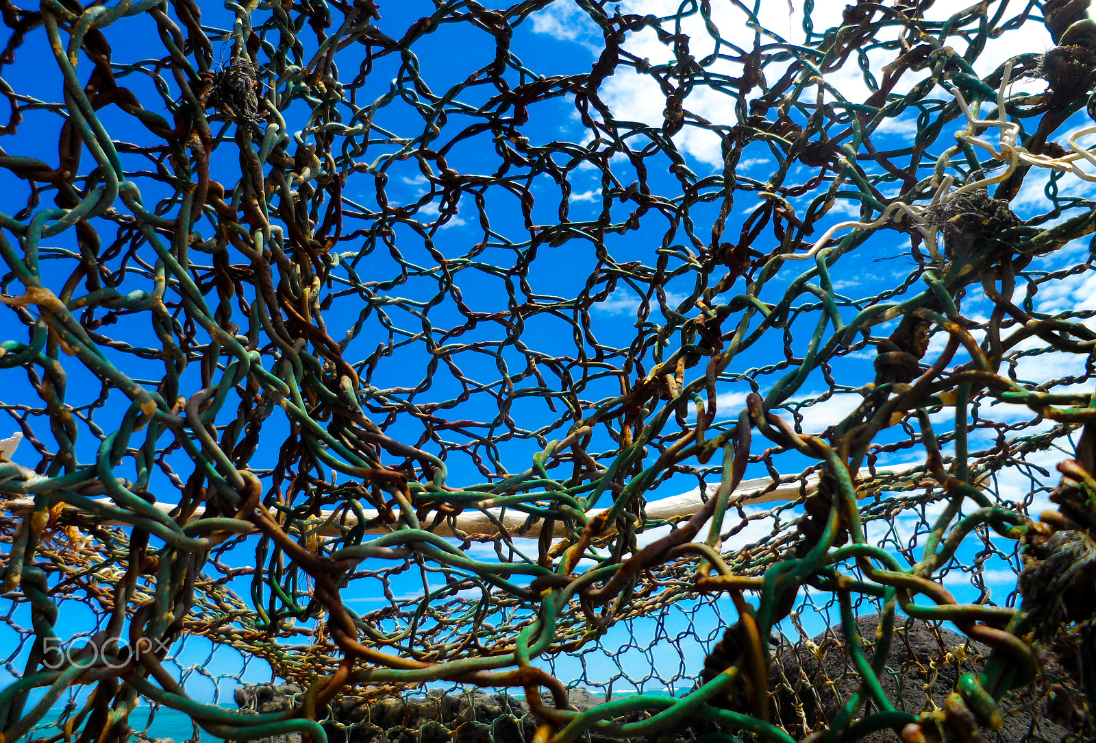 Samsung MV800 sample photo. Fishing cage photography