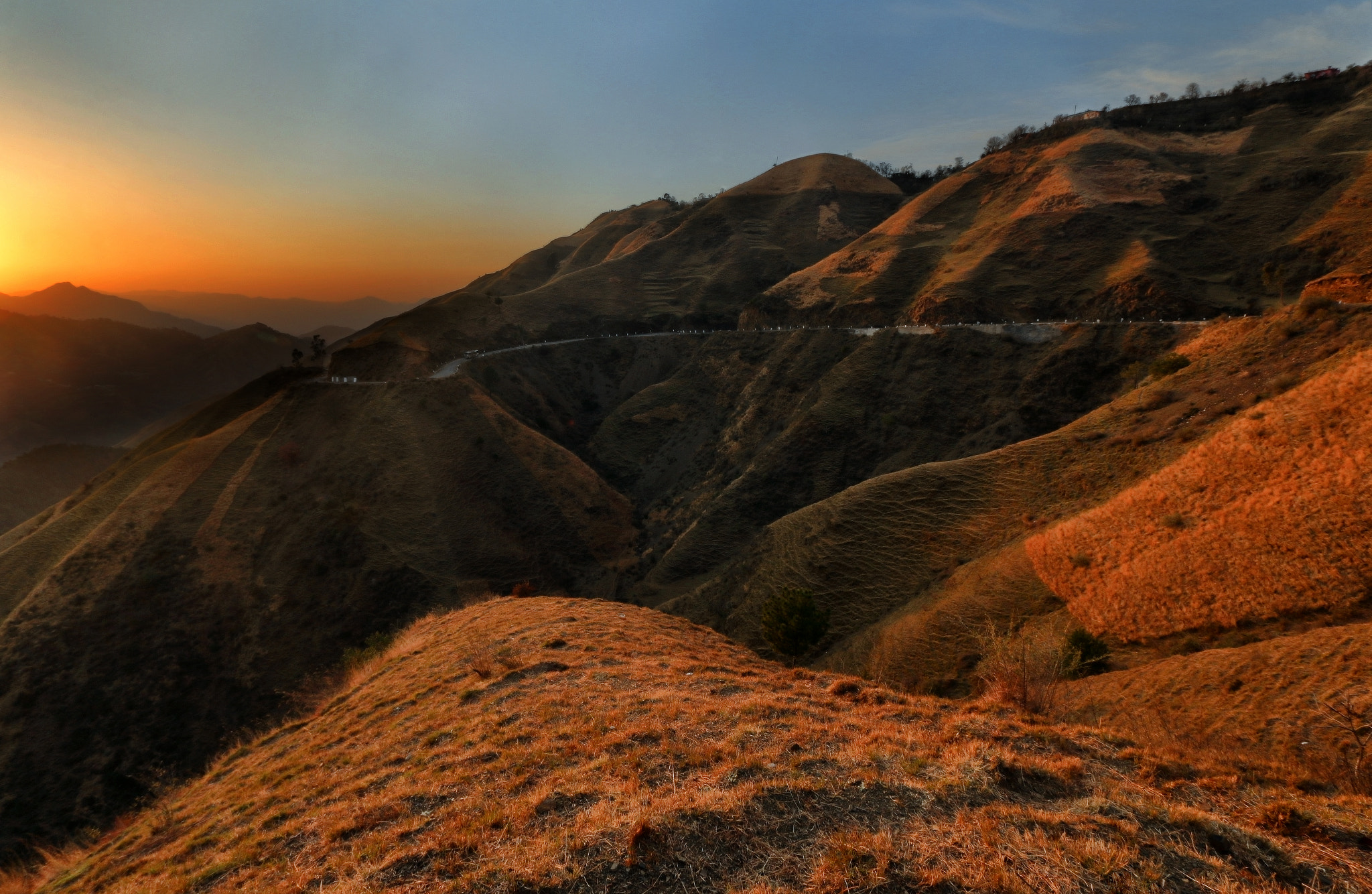 Canon EF-S 10-22mm F3.5-4.5 USM sample photo. Light in the hills photography