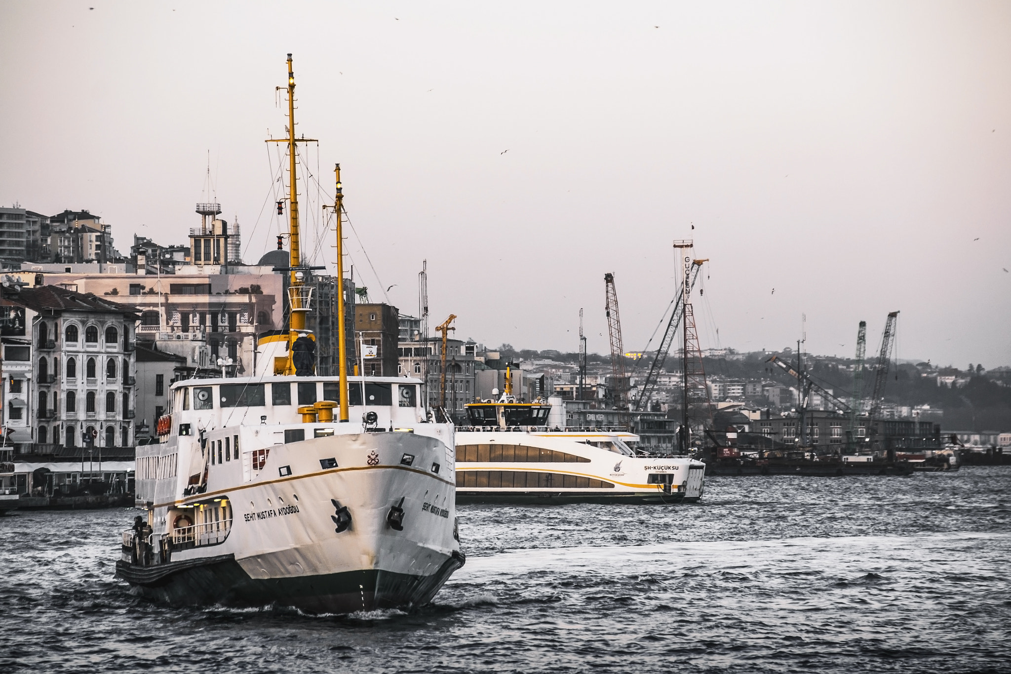 Sigma 18-250mm F3.5-6.3 DC Macro OS HSM sample photo. Passenger ship in istanbul photography