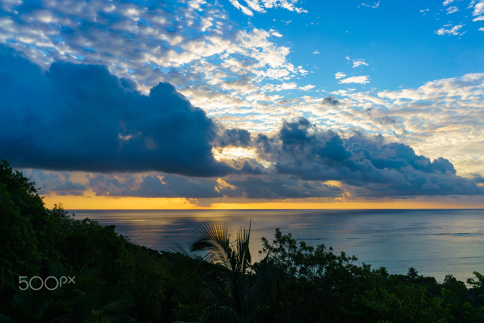 Sony a7R II + Sony FE 28mm F2 sample photo. Cloudy sunrise on mahé island, seychelles photography