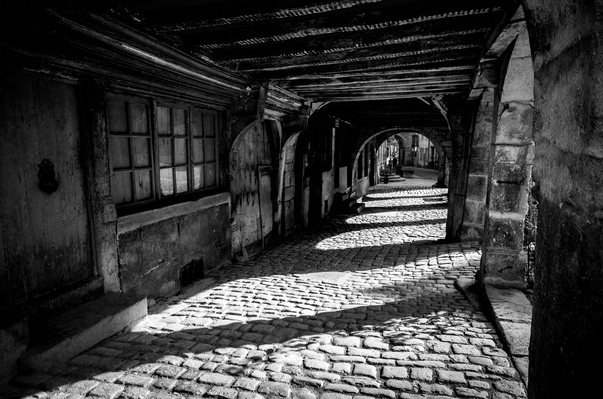 Sigma AF 10-20mm F4-5.6 EX DC sample photo. Noyers sur serein (bourgogne) photography