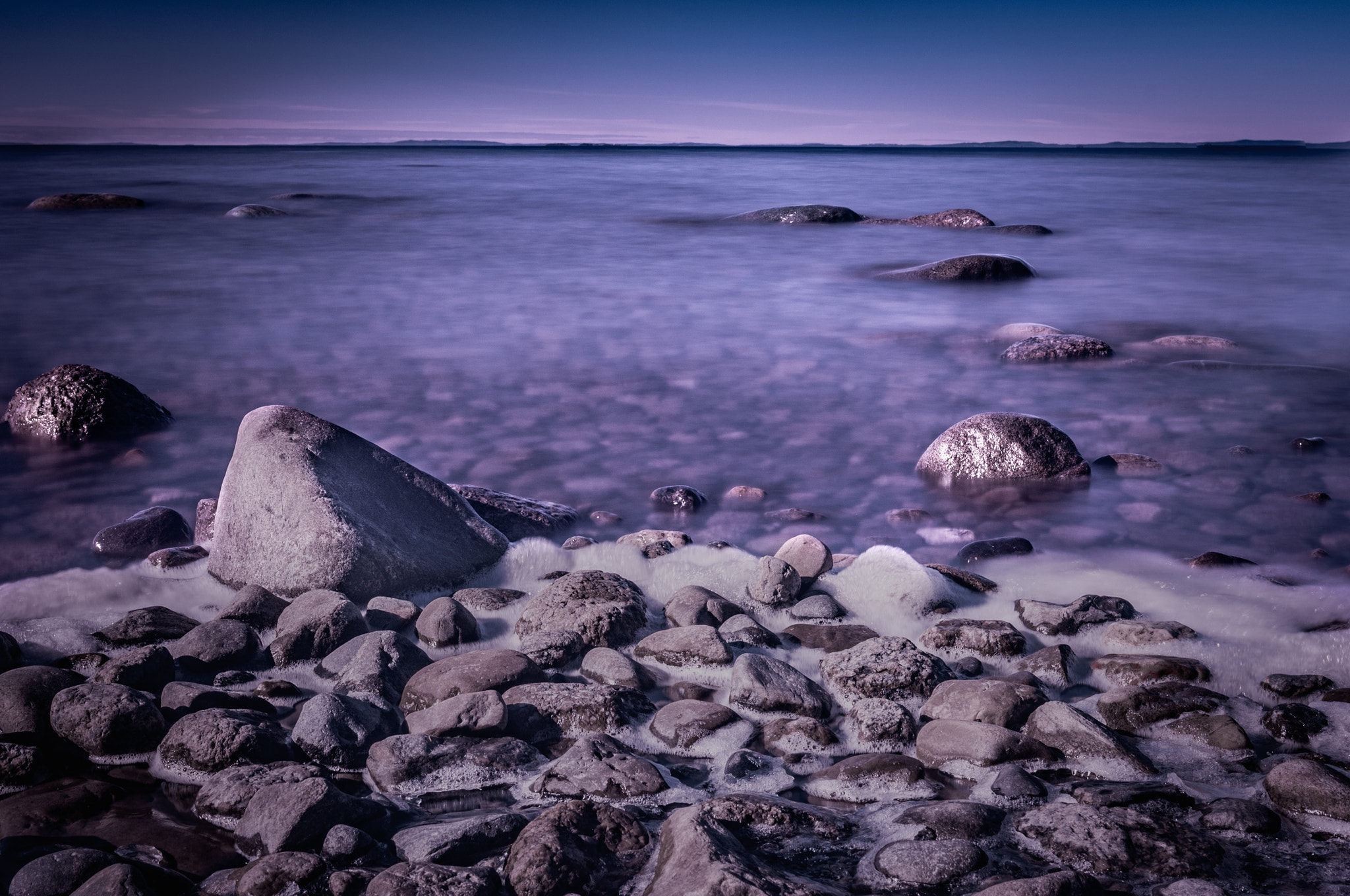 Canon EF 16-35mm F4L IS USM sample photo. Water photography