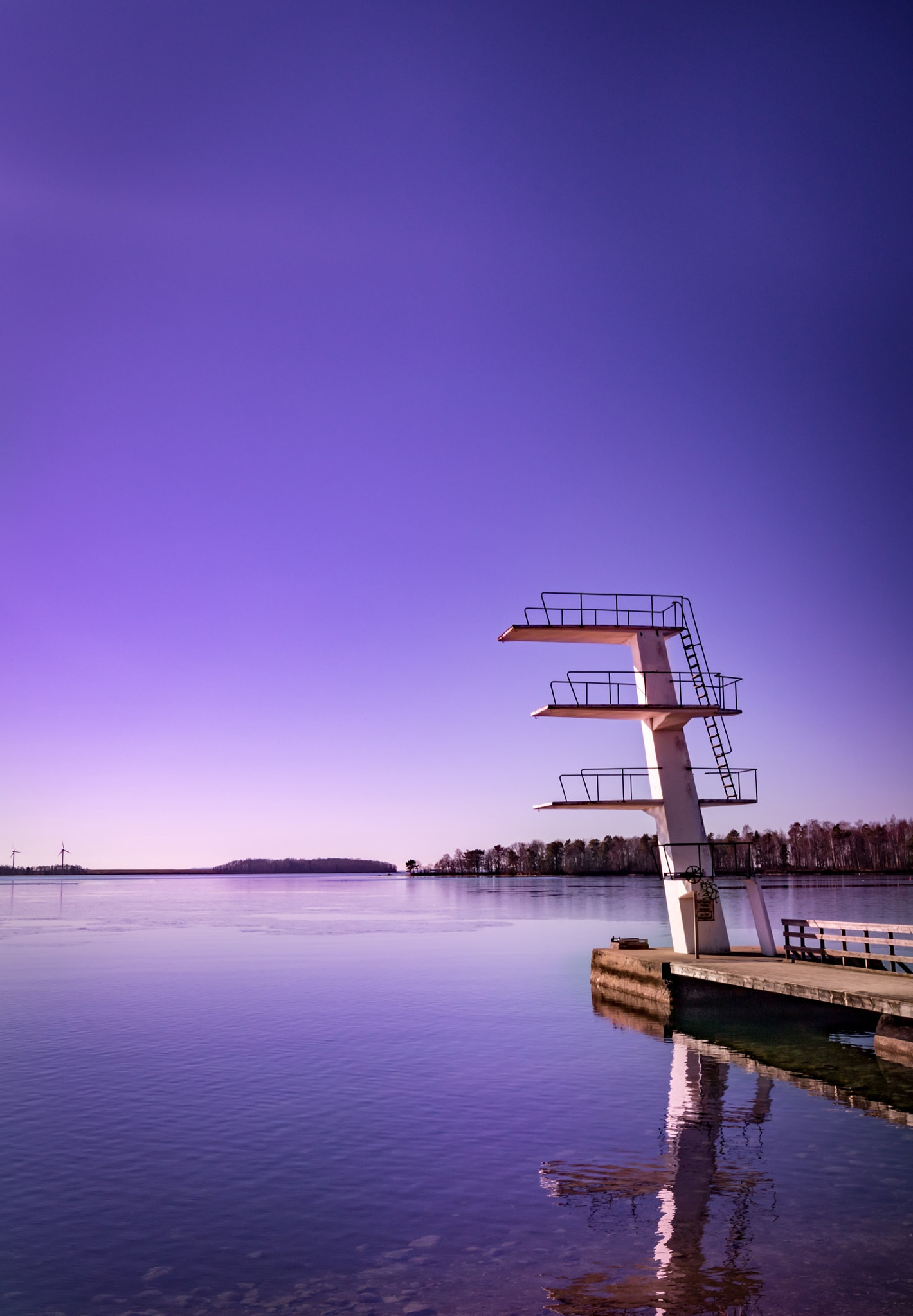 Canon EF 16-35mm F4L IS USM sample photo. Jump photography