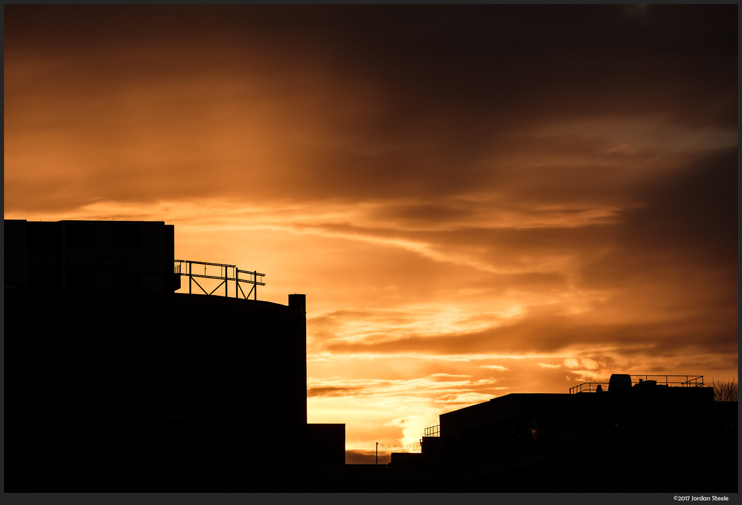 Fujifilm XF 55-200mm F3.5-4.8 R LM OIS sample photo. Sunrise silhouette photography