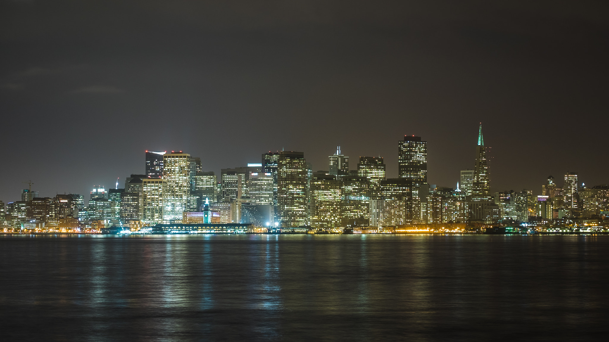 Fujifilm XF 55-200mm F3.5-4.8 R LM OIS sample photo. San francisco skyline by night photography