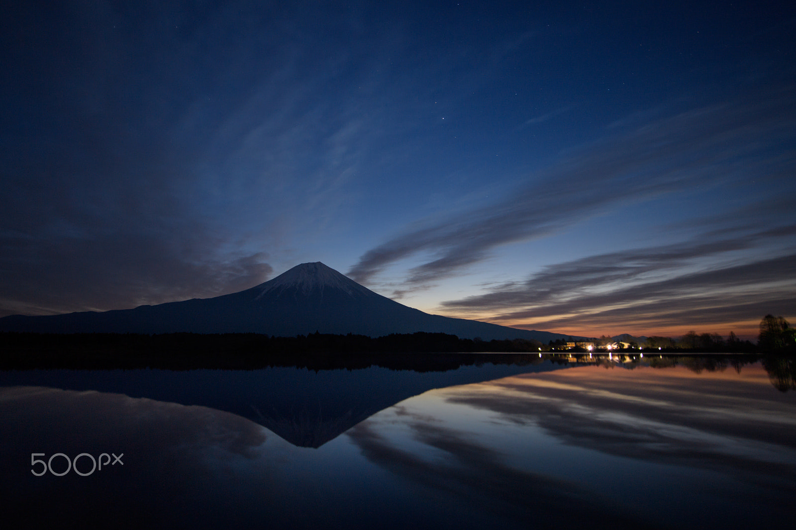 Nikon D5 + Nikon AF-S Nikkor 14-24mm F2.8G ED sample photo. Thousand hands(3.4sec ver ) photography