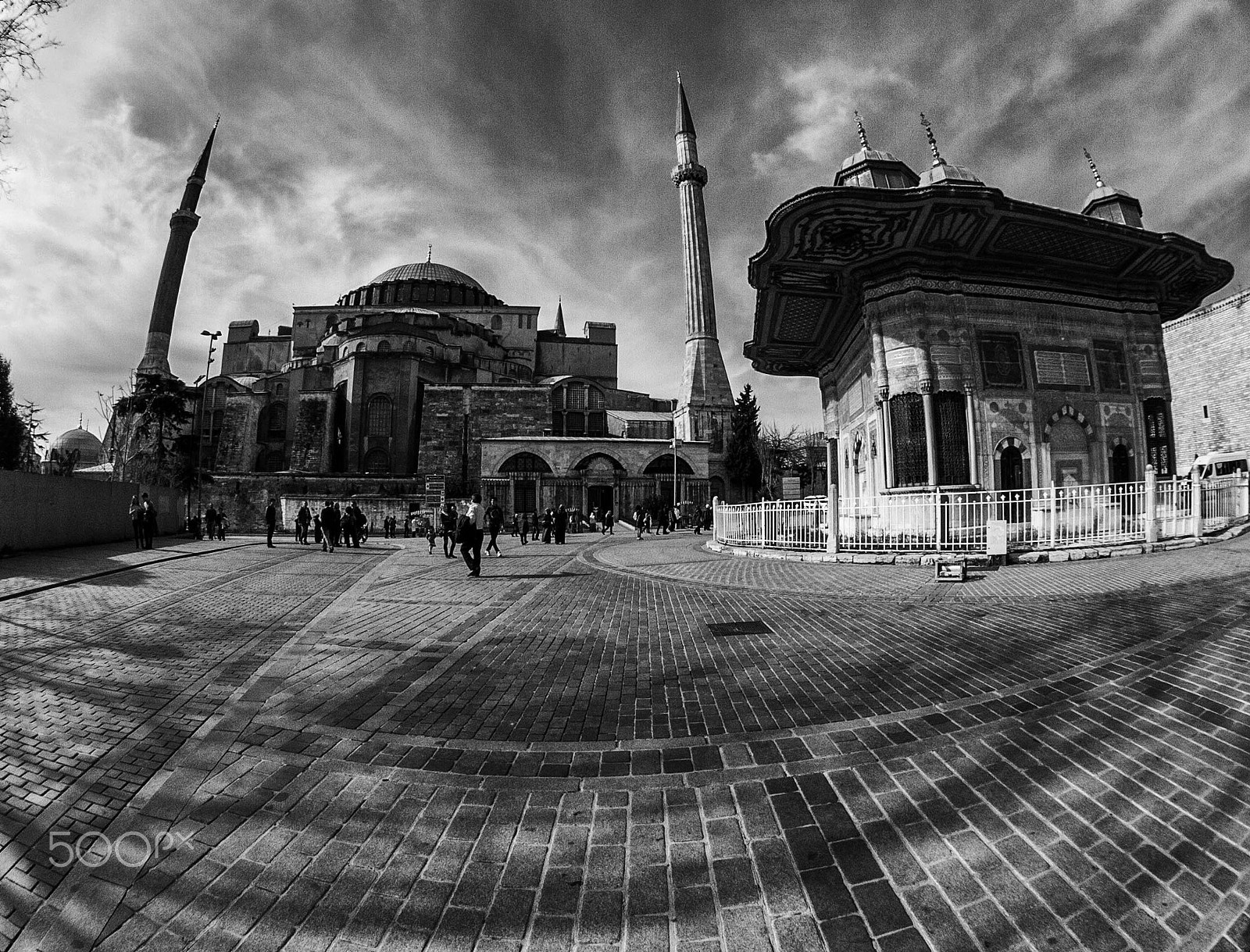 Sigma 4.5mm F2.8 EX DC HSM Circular Fisheye sample photo. Ayasofya..... photography