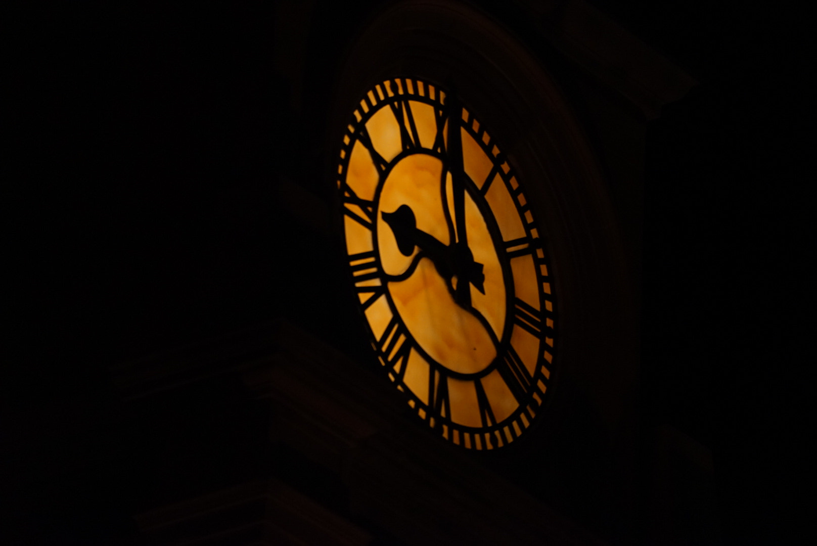 Sony FE 70-300mm F4.5-5.6 G OSS sample photo. Clocktower - niagara on the lake photography