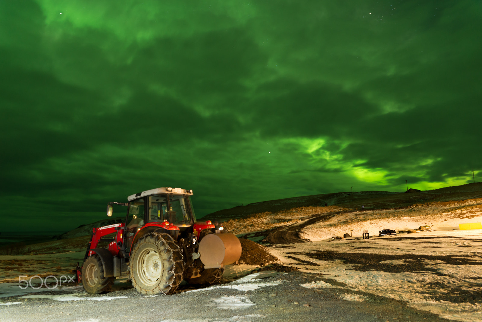 Sigma 24-70mm F2.8 EX DG HSM sample photo. Aurora borealis iceland photography