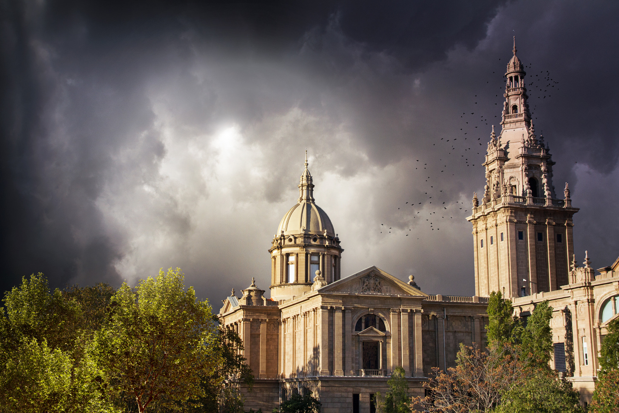 Canon EOS 7D + Sigma 18-200mm f/3.5-6.3 DC OS sample photo. Barcelona museum photography