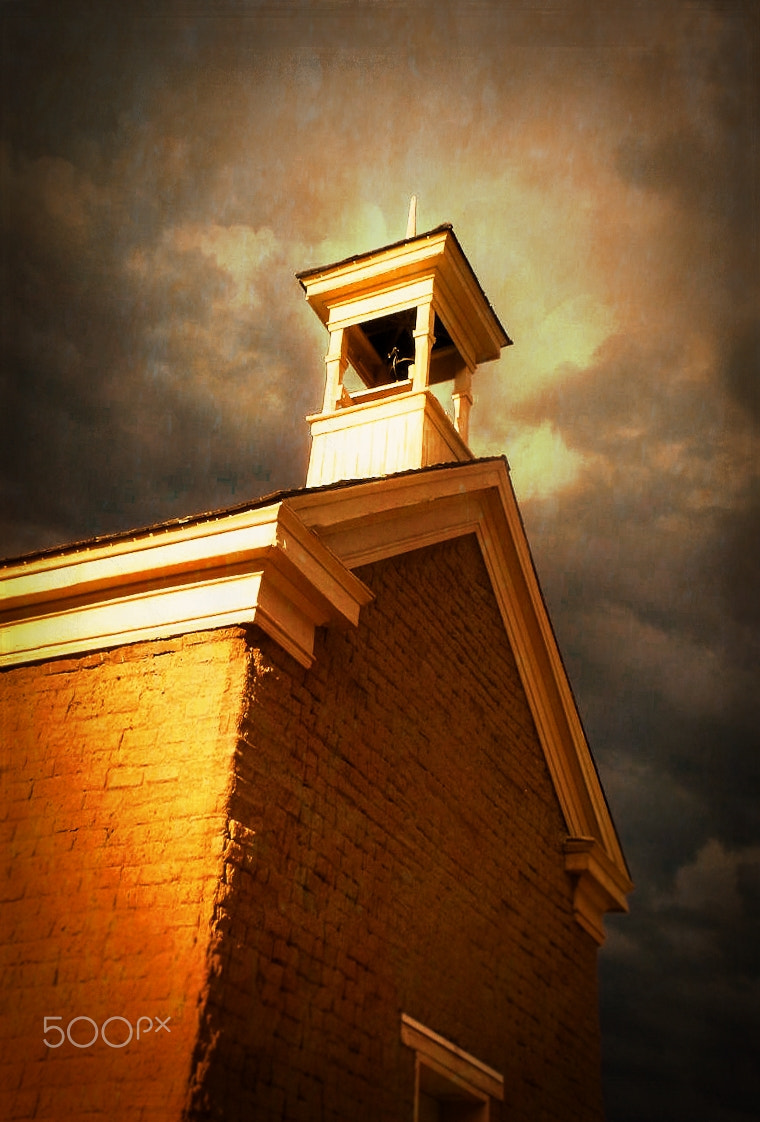 Fujifilm FinePix S1500 sample photo. Storm steeple (red) photography