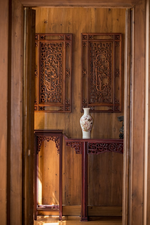 Nikon D7100 + Nikon AF-S Nikkor 50mm F1.4G sample photo. Ancient porcelain

 photography