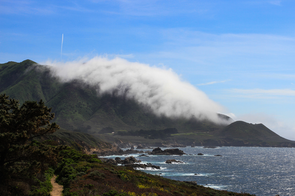 Canon EOS 7D + Sigma 24-70mm F2.8 EX DG Macro sample photo. The mountains of big sur wear fog toupees photography