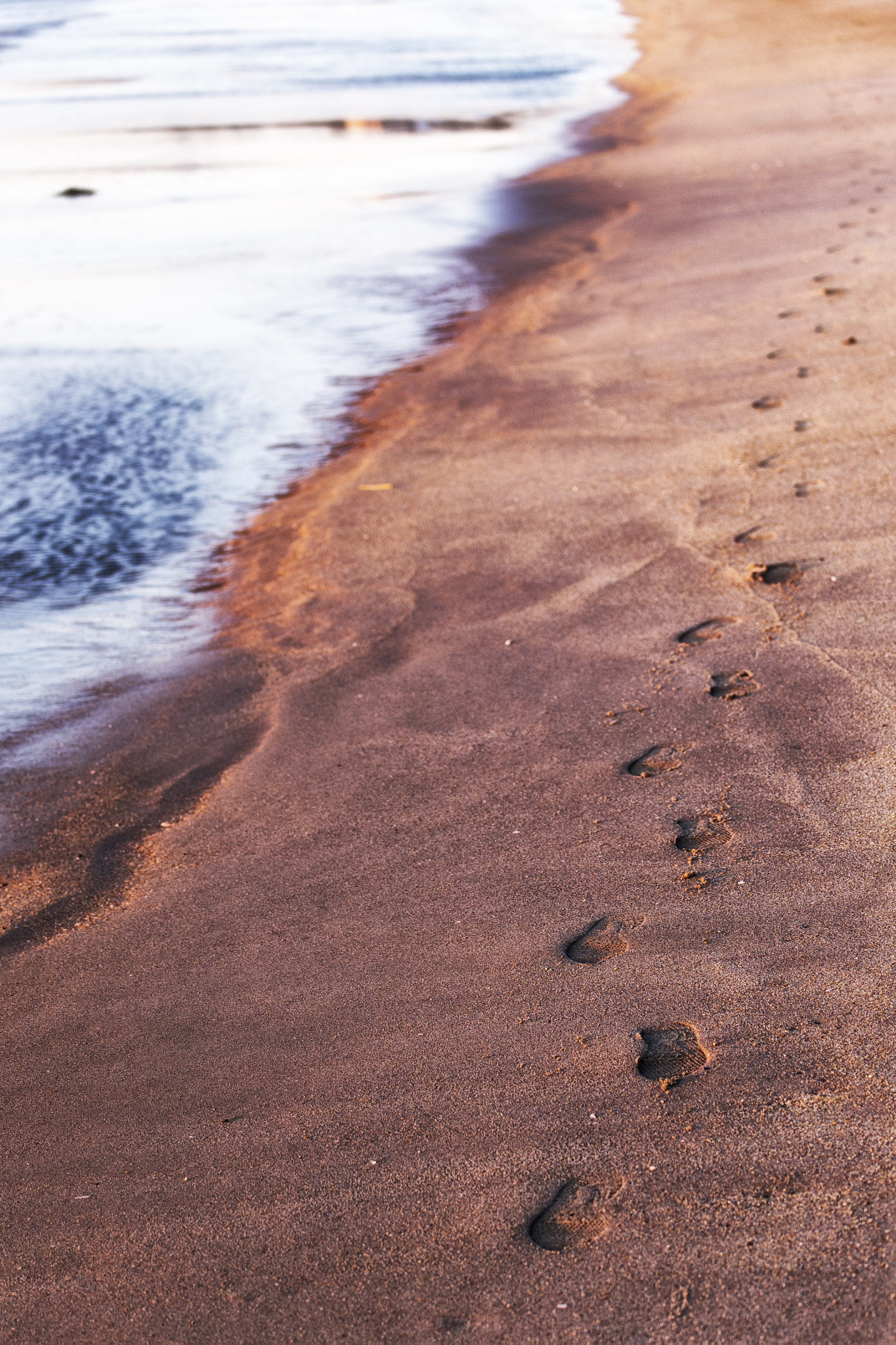 Canon EOS 6D + Tamron SP 70-300mm F4-5.6 Di VC USD sample photo. Like footsteps on the sand photography