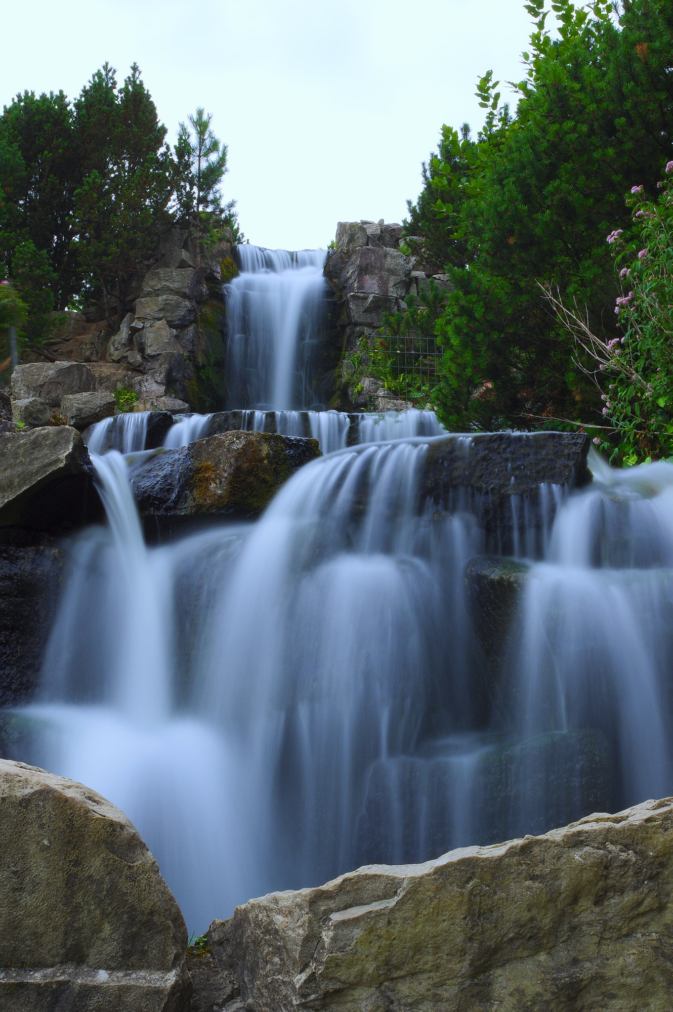 smc PENTAX-DA L 18-55mm F3.5-5.6 sample photo. Flowing photography