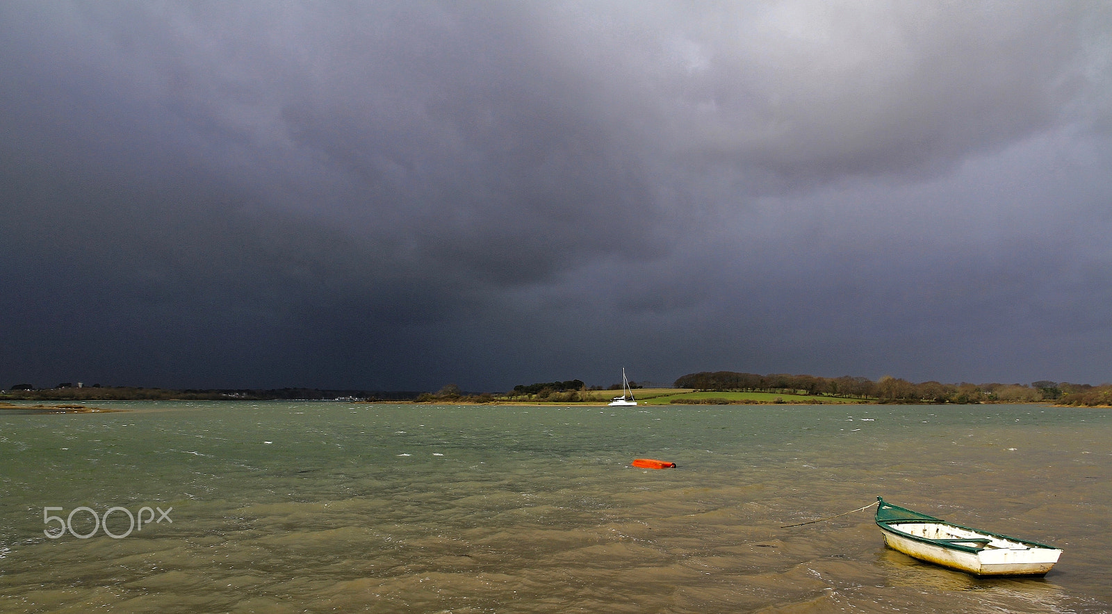 Sigma 17-70mm F2.8-4 DC Macro OS HSM sample photo. La tempête arrive! photography