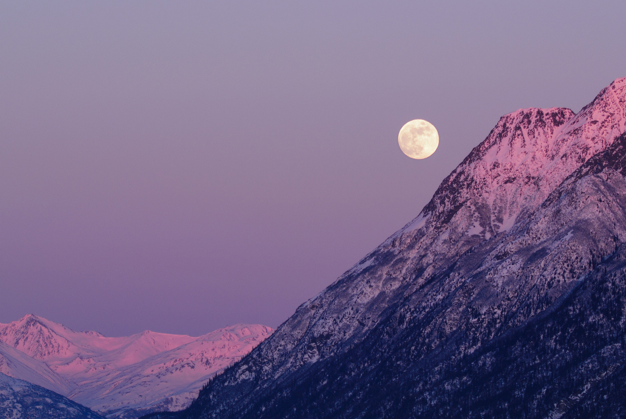 Nikon 1 V1 sample photo. Alpenglow moon photography