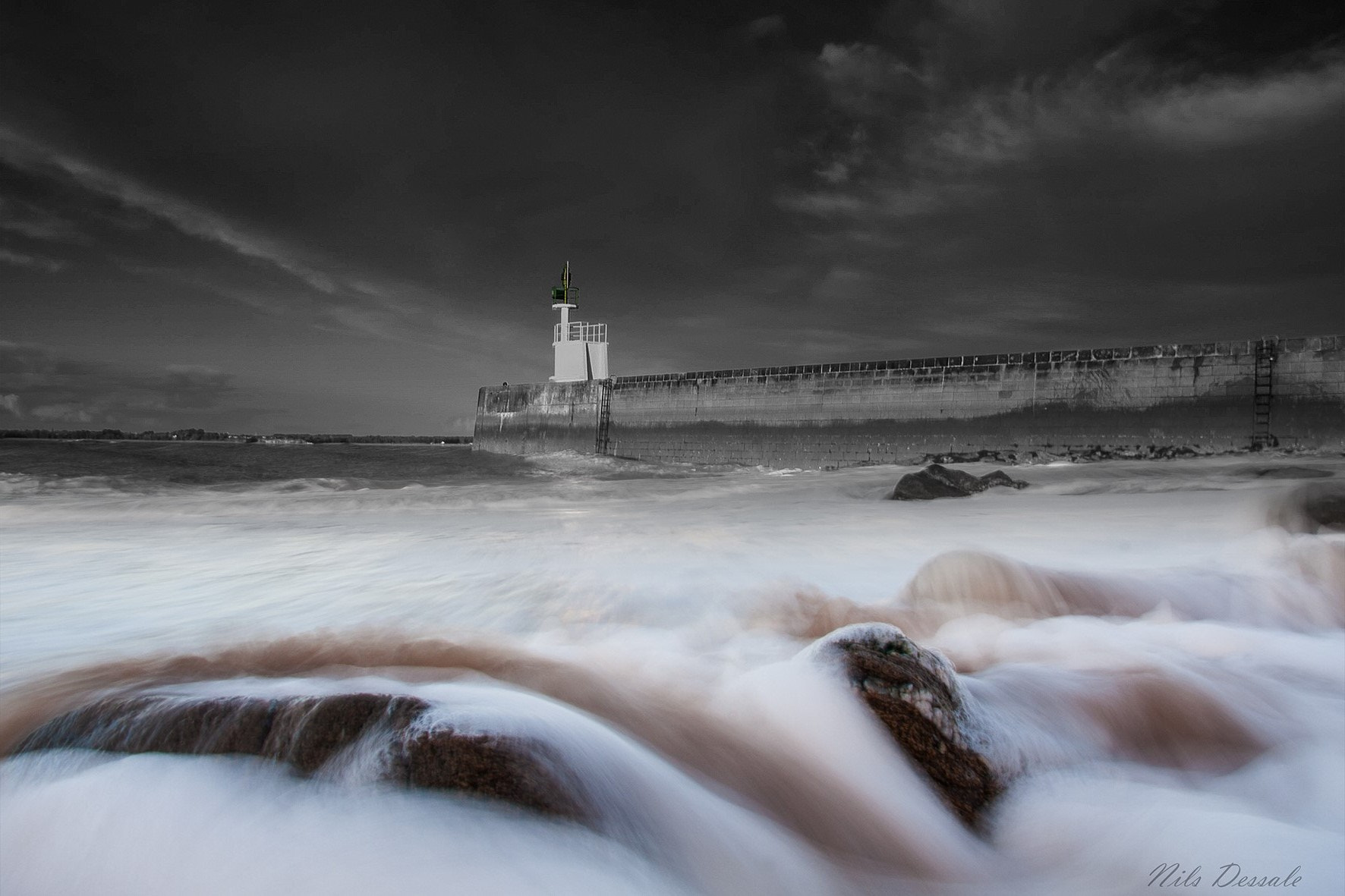 Canon EF-S 17-85mm F4-5.6 IS USM sample photo. Phare de merquel photography