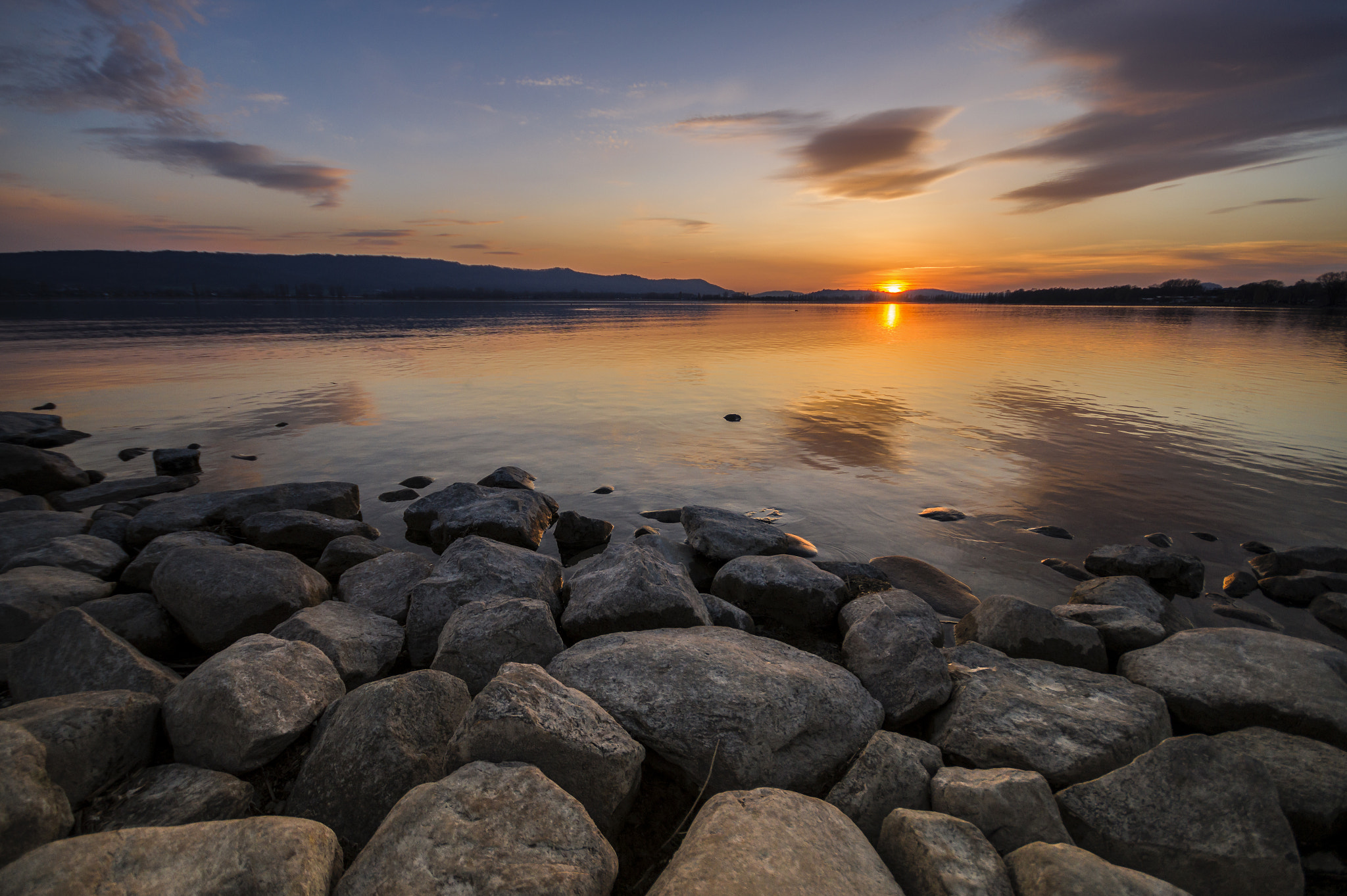 Sigma AF 10-20mm F4-5.6 EX DC sample photo. Relax lake constance photography