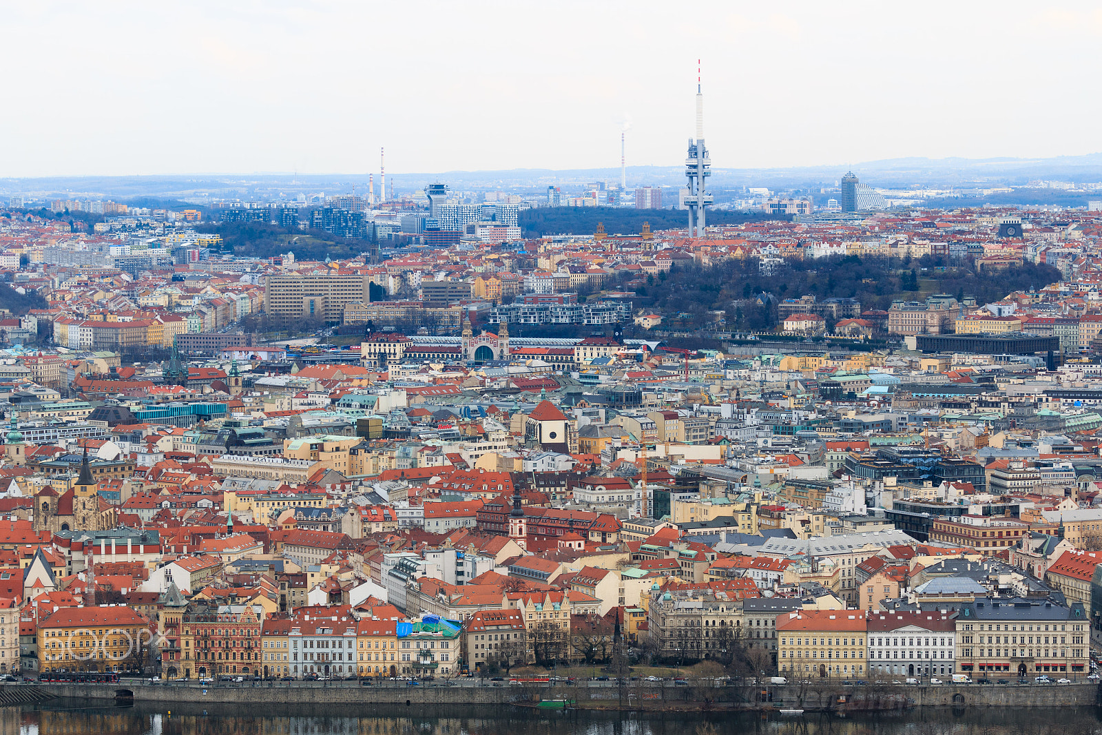 Canon EOS 70D + Canon EF 70-200mm F4L IS USM sample photo. Praha photography