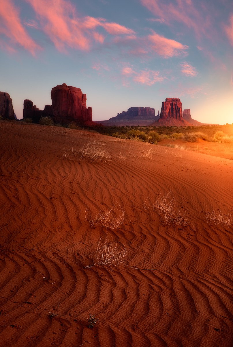 Canon EOS 5DS sample photo. Monument valley sunrise photography